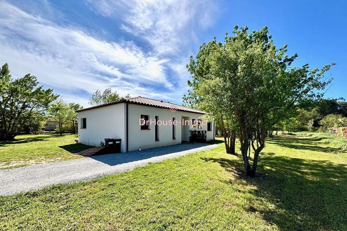 Maison à VILLEMOUSTAUSSOU