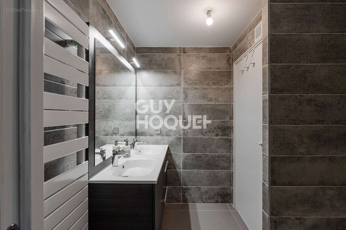 Appartement à LYON-4E