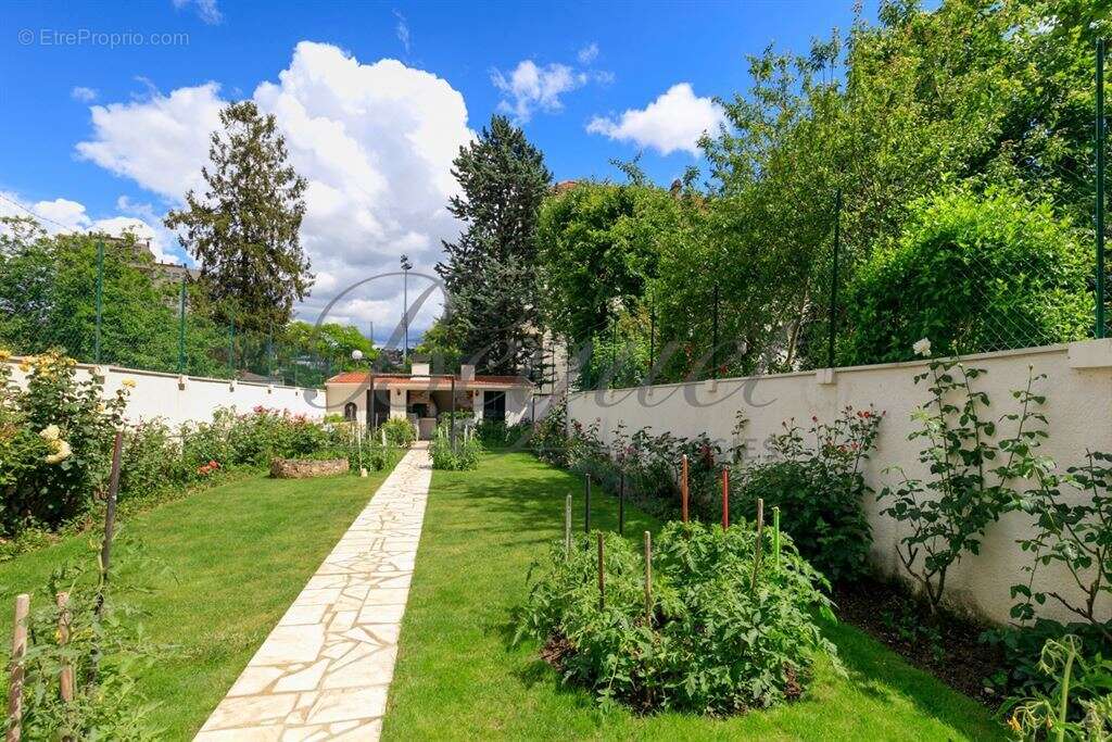 Maison à BOURG-LA-REINE