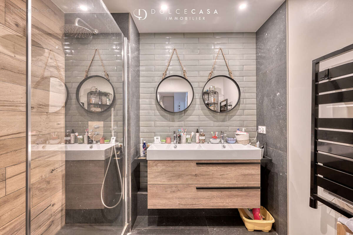 Appartement à LE PERREUX-SUR-MARNE