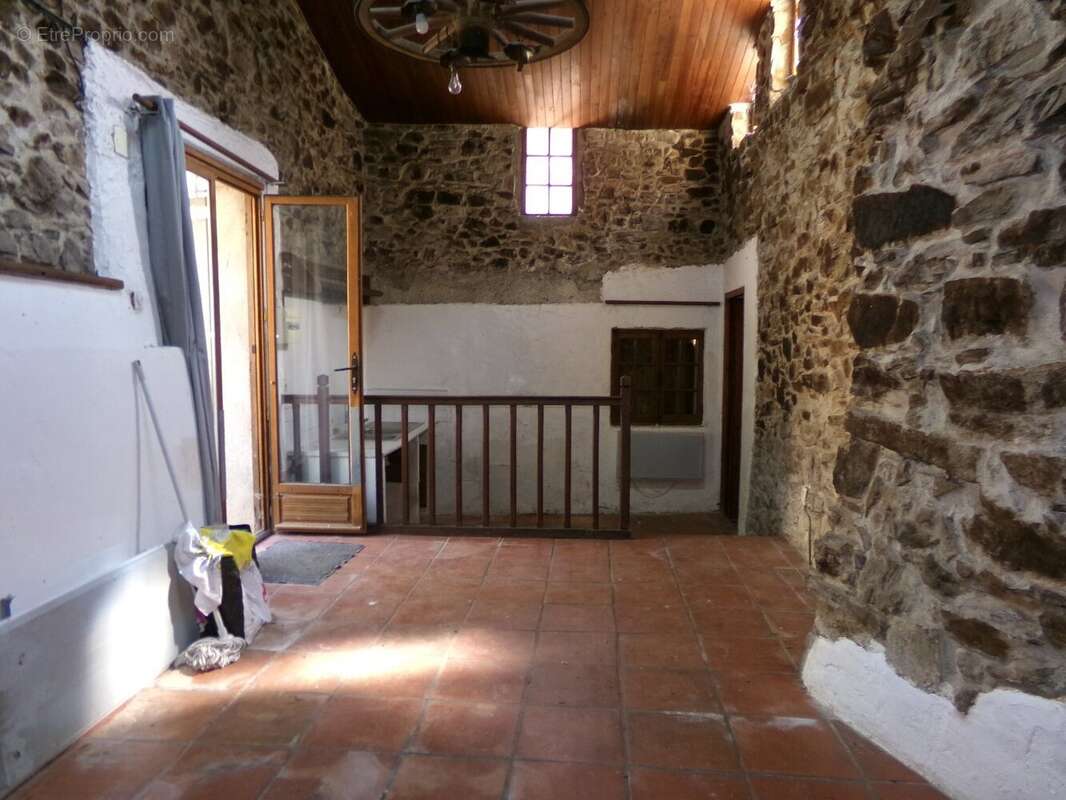 Maison à CAZEDARNES