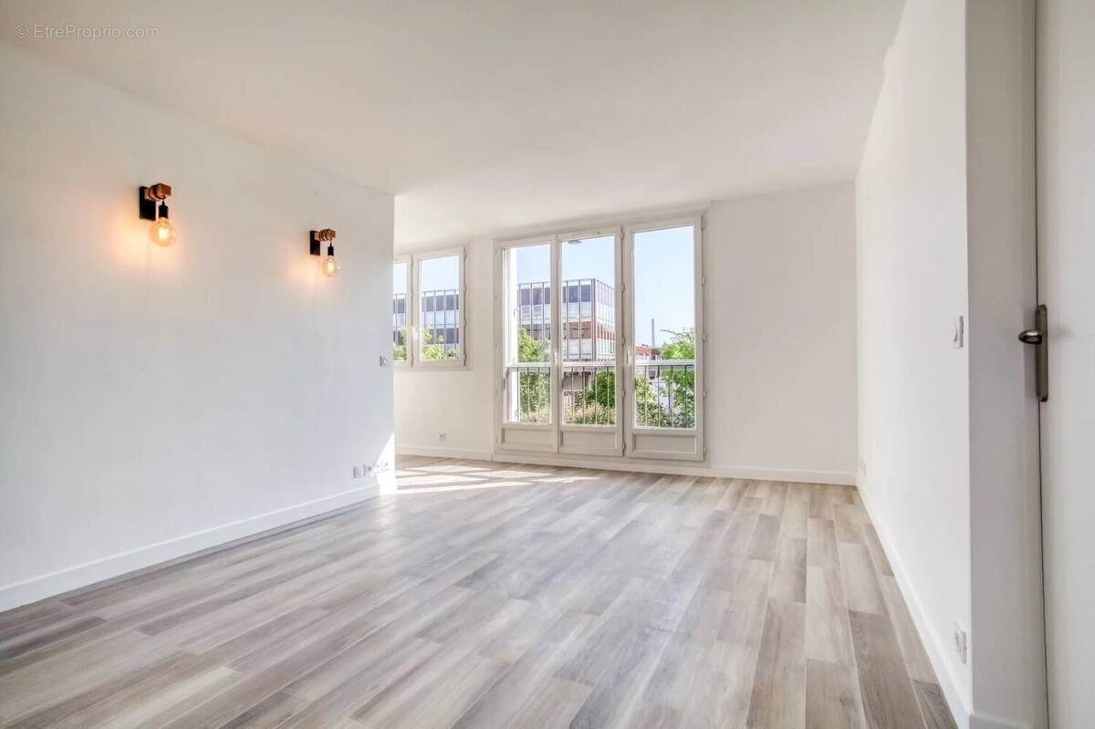 Appartement à RUEIL-MALMAISON