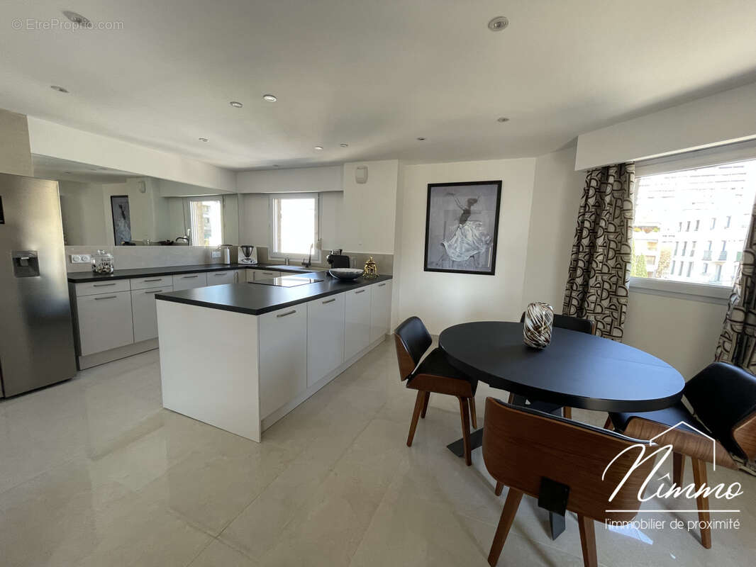Appartement à NIMES