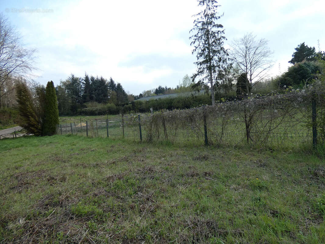 Terrain à MAGNY-EN-VEXIN