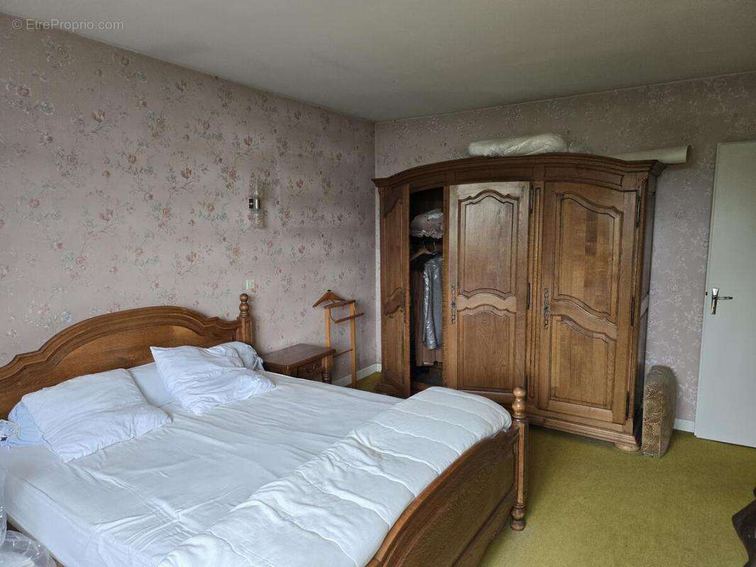 Maison à SAINT-MICHEL-SUR-TERNOISE