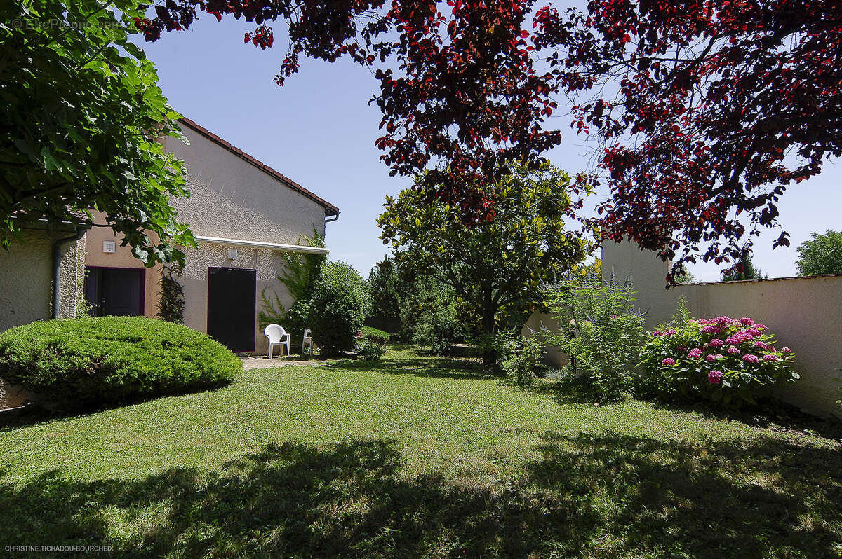 Maison à CLERMONT-FERRAND