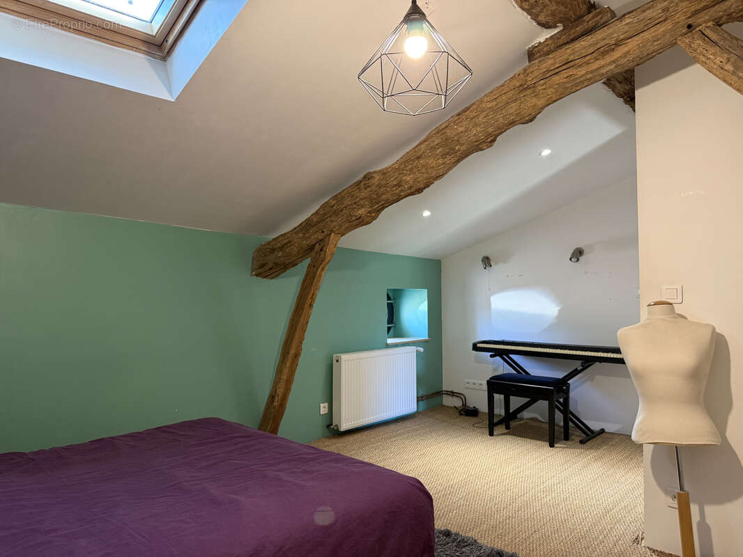 Secteur condom—maison de hameau avec dependances sur 1658m2 - photo 15