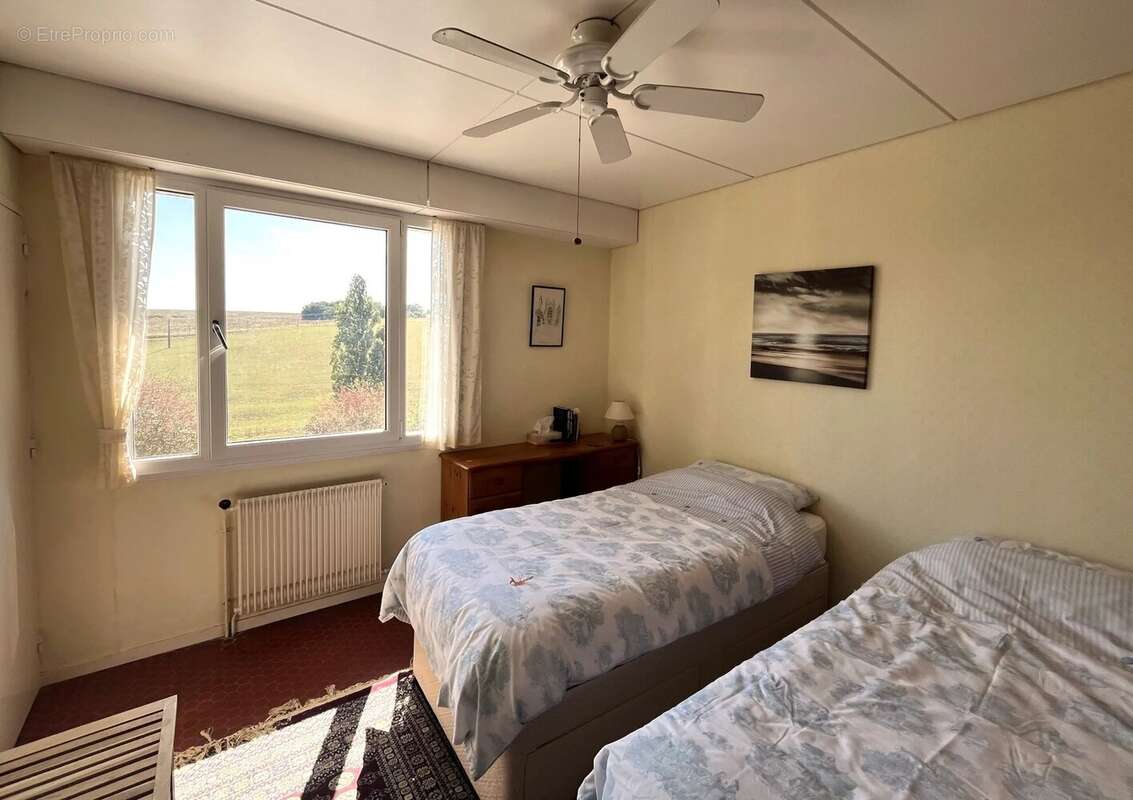 Maison à SALLES-LAVALETTE