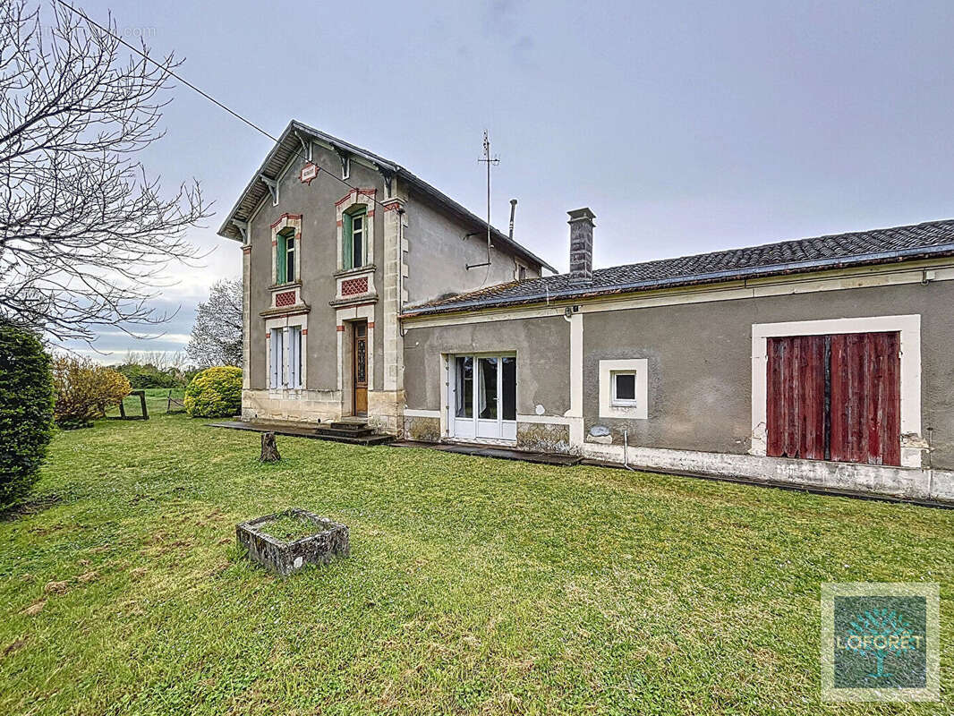 Maison à BLAYE