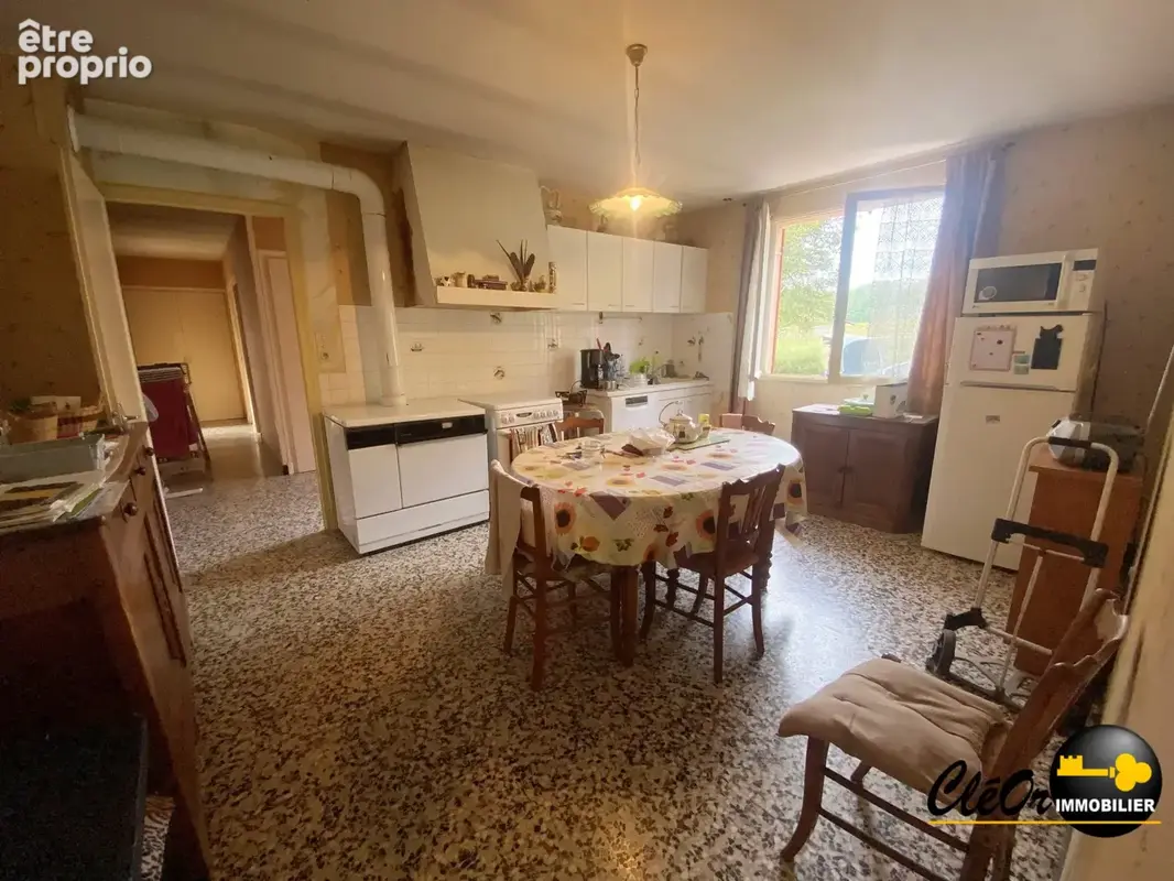Maison 5 pièces 106 m² à vendre à Romenay (71470) - photo 2