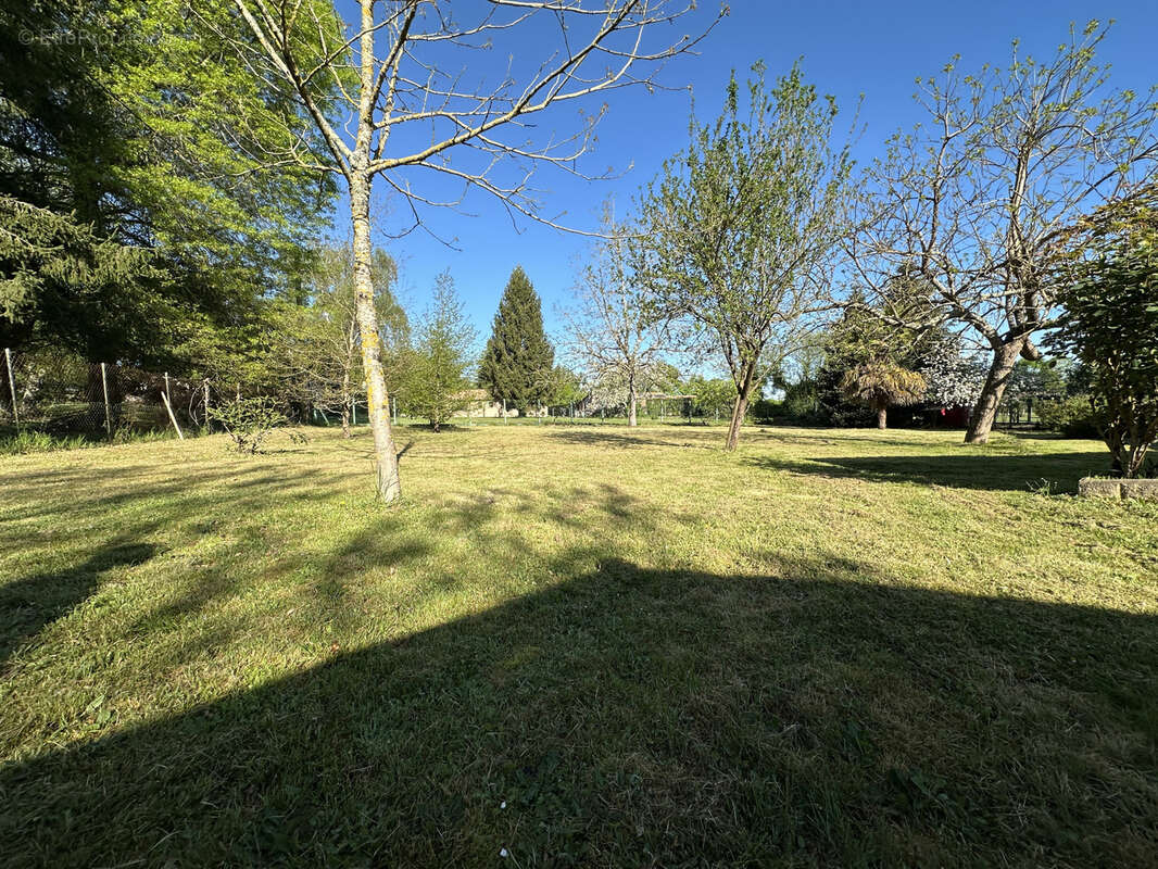 Maison à SAINT-AULAYE