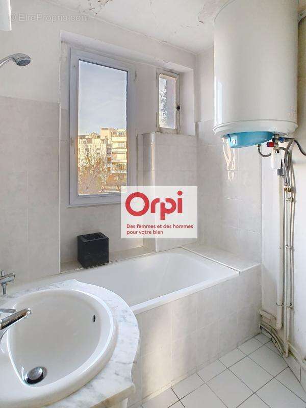 Appartement à ISSY-LES-MOULINEAUX