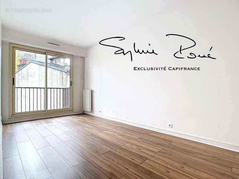 Appartement à PARIS-20E