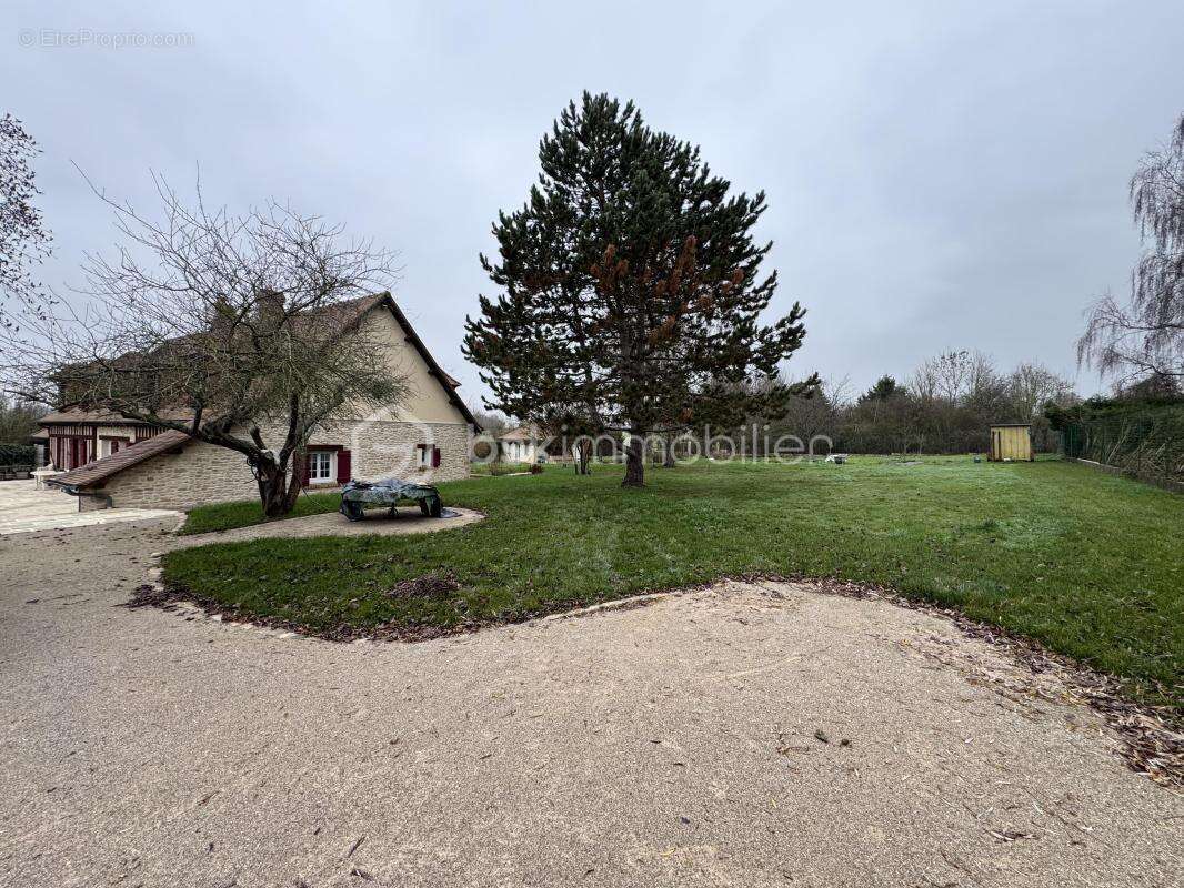 Maison à CHAUMONT-EN-VEXIN