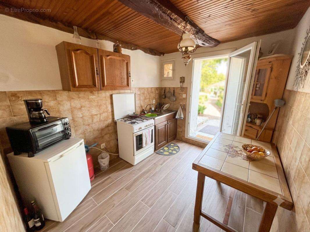 Appartement À Vendre - photo 2