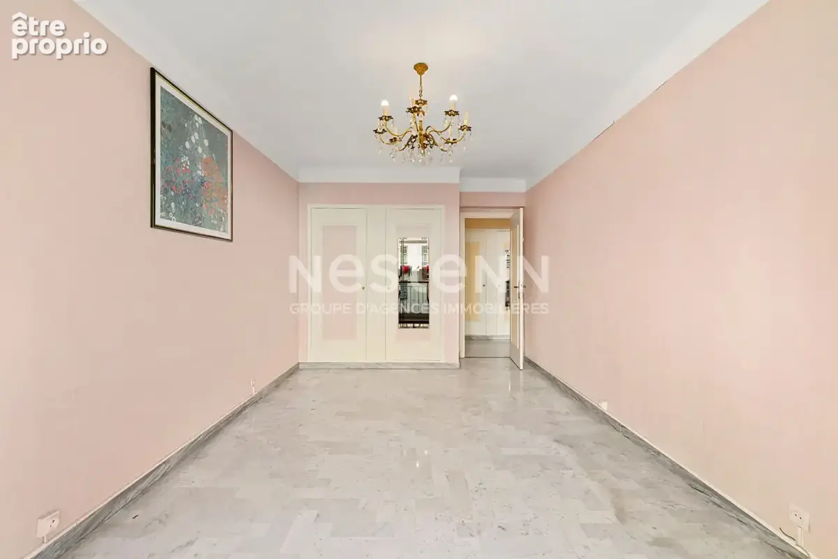 Appartement 3 pièces à vendre à Nice - Secteur Riquier, lumineux et calme - photo 8