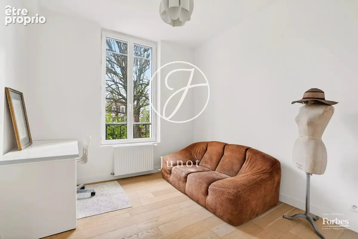 Le Vésinet - CENTRE - Maison - 6 chambres - 150m² - Dépendance - Terrain 563m² - photo 15