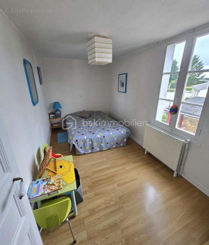 Laval sud, maison de ville 3 chambres, terrain - photo 6