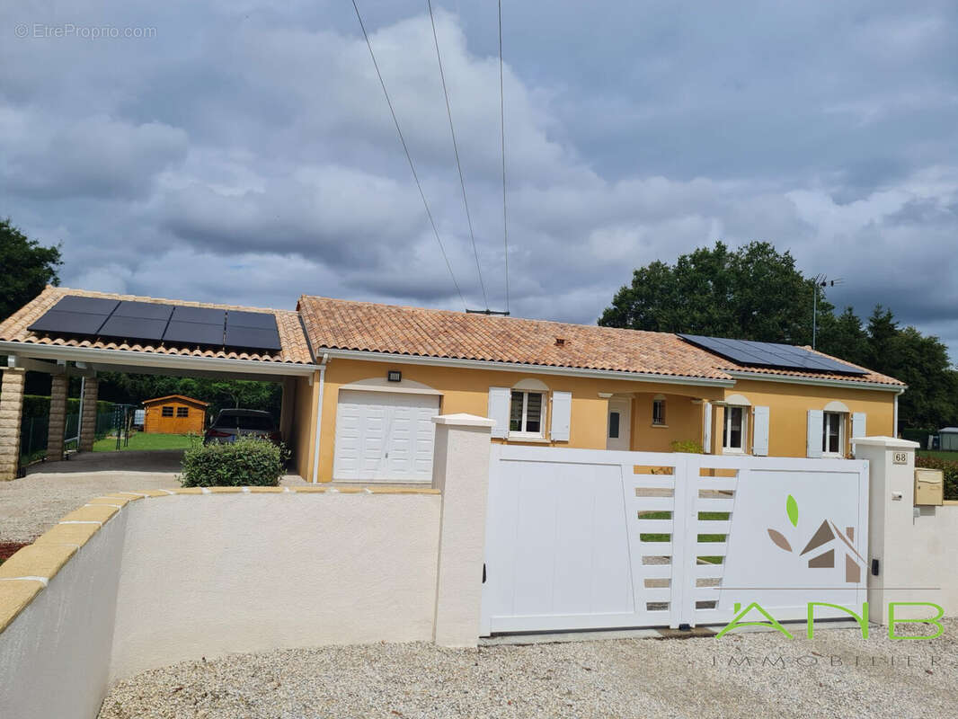 Maison à LA ROCHEFOUCAULD