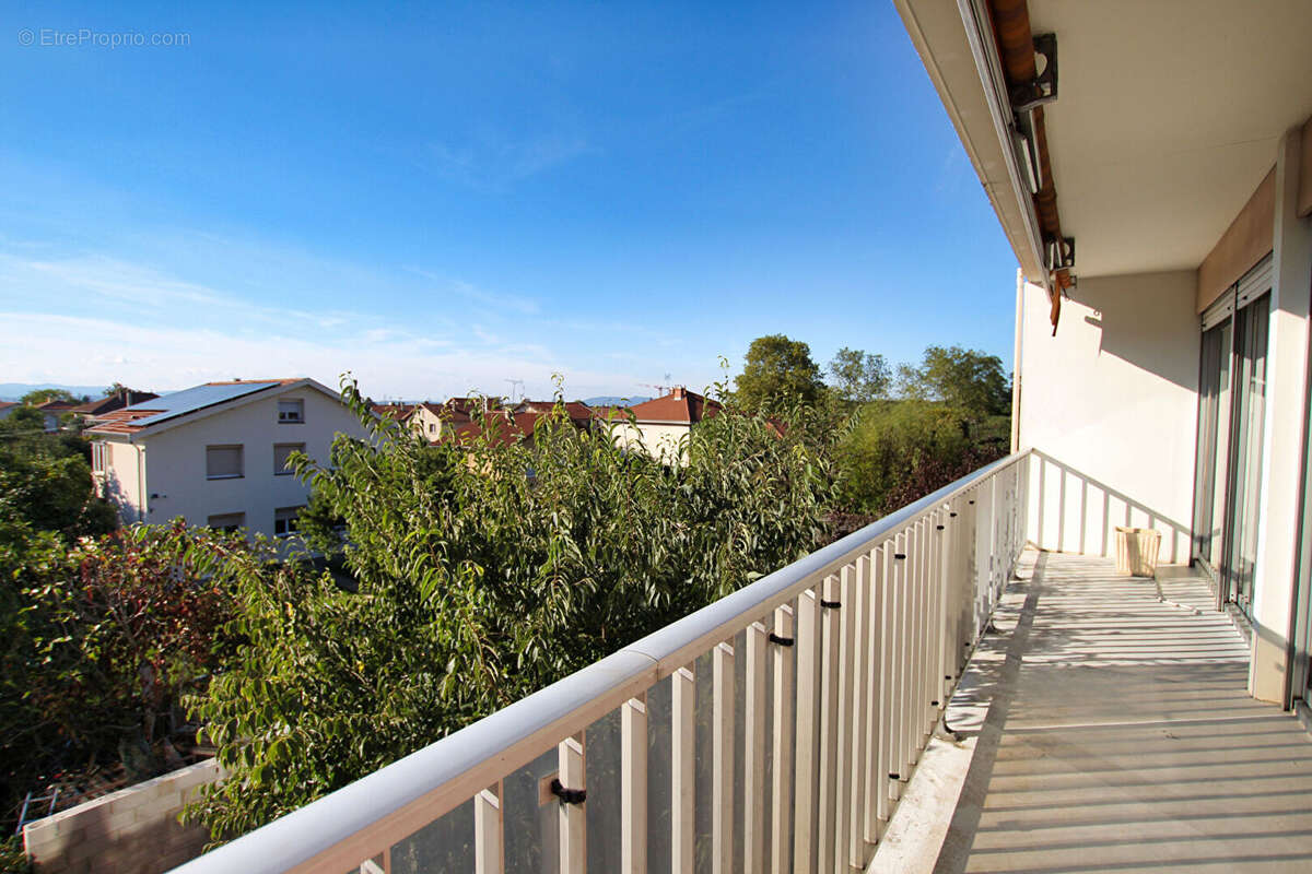 Appartement à SAINT-PRIEST