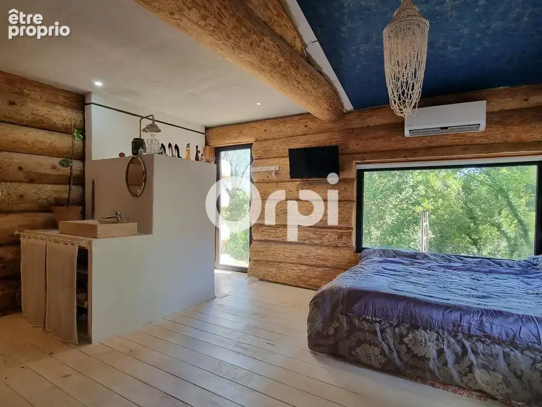 Propriété Unique en Cévennes : Chalet en Fustes, Dépendance & 2,7 Hectares de Nature - photo 13