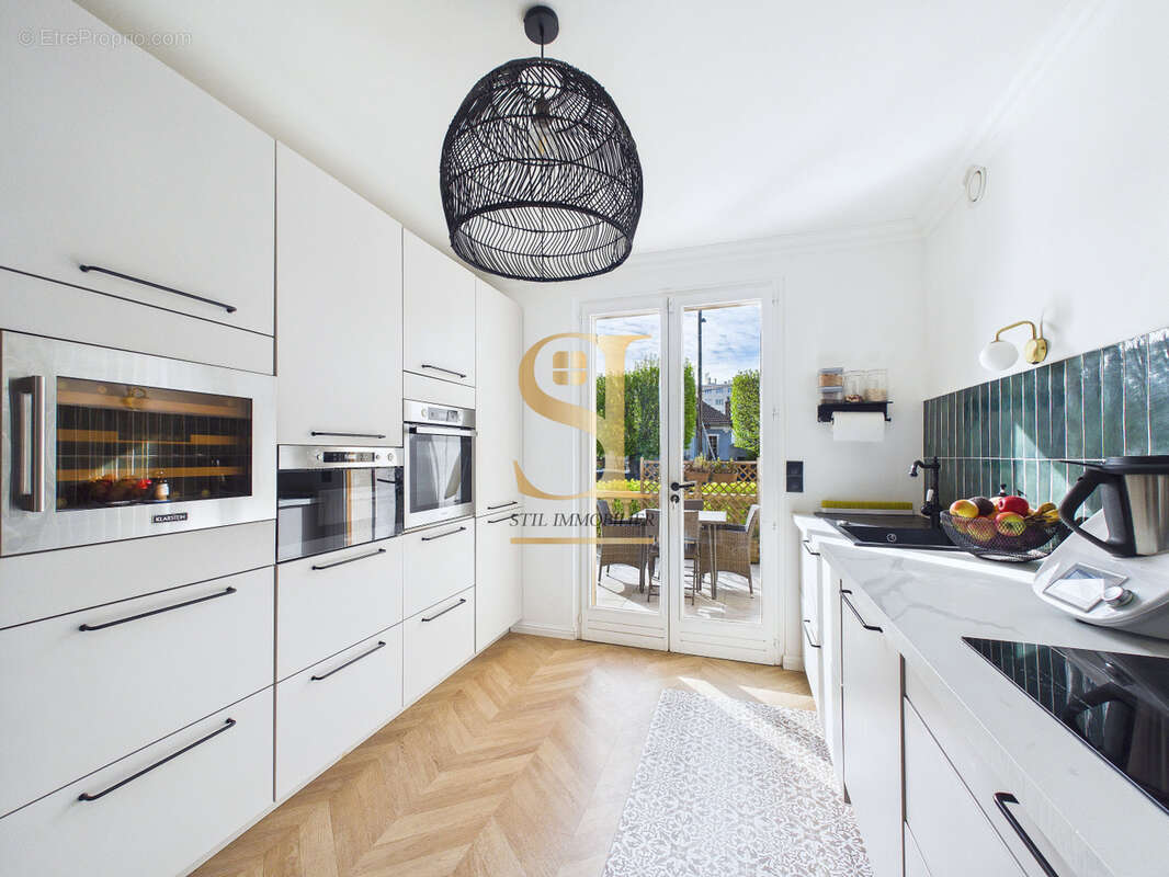 Maison à VIGNEUX-SUR-SEINE