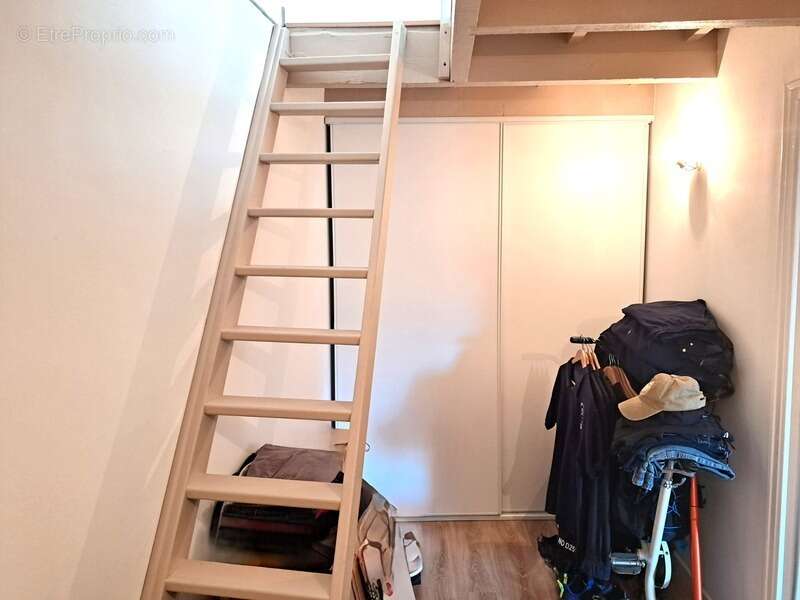 Appartement à TOURVES