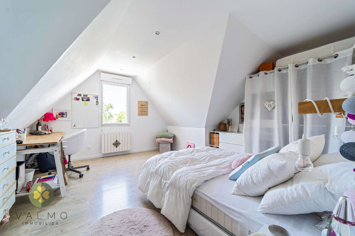 Maison individuelle 'coup de coeur' avec piscine en centre village - photo 19