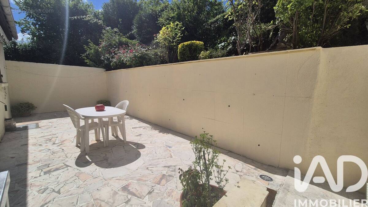 Photo 1 - Maison à NOISY-LE-SEC