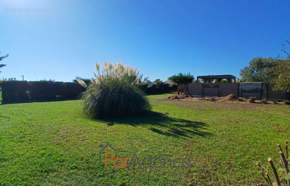 Terrain à SAINT-PALAIS-SUR-MER