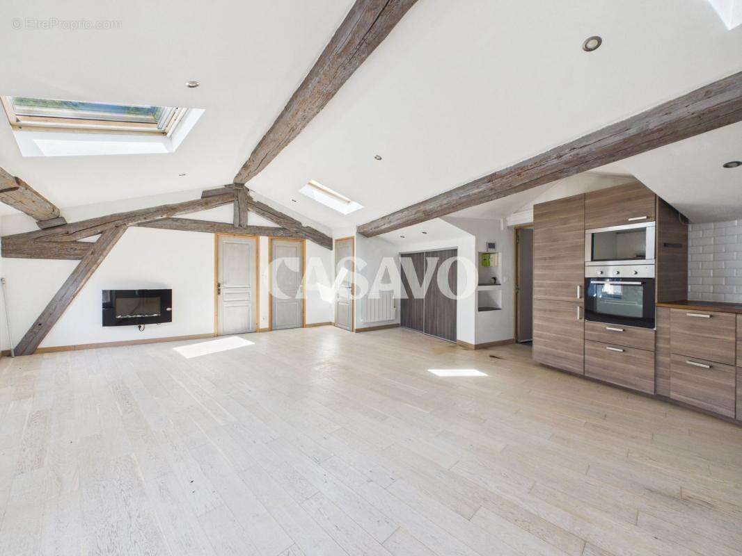 Appartement à LYON-1E