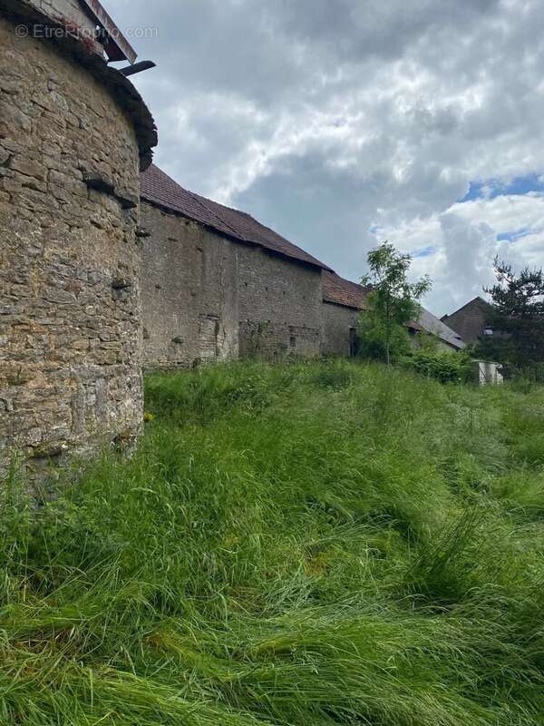 Ensemble immobilier 133m² maison écurie avec jardin - photo 14