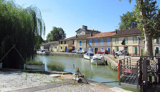 Terrain à VILLEFRANCHE-DE-LAURAGAIS