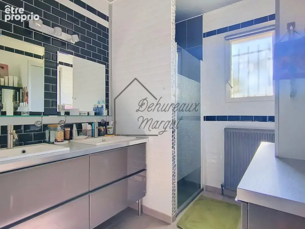Maison 9 pièces 167 m² à vendre à Rochecorbon (37210) - photo 9