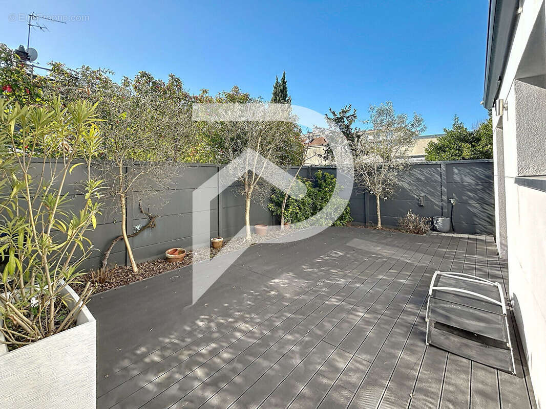 Maison à SAINT-MAUR-DES-FOSSES