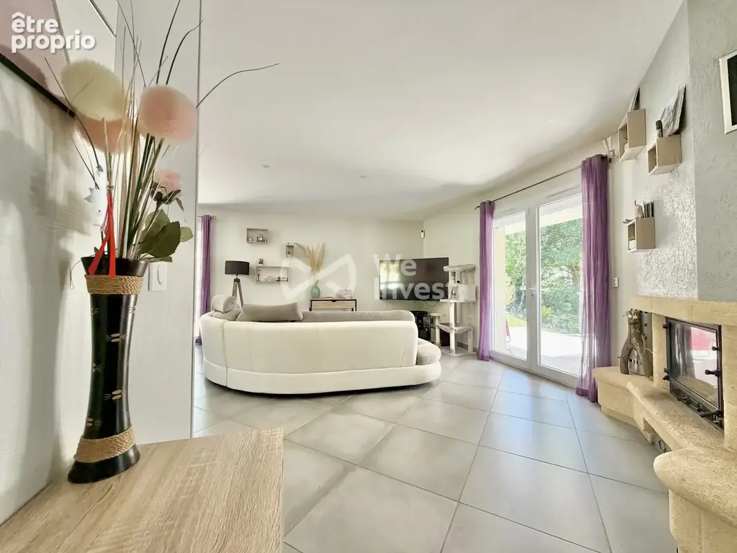 Maison 5 pièces 128 m² à vendre à Enval (63530) - photo 2
