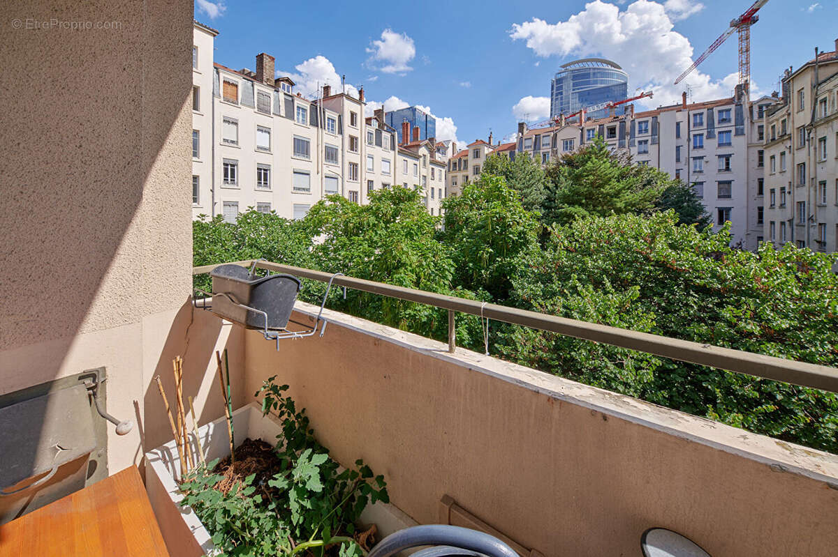 Appartement à LYON-6E