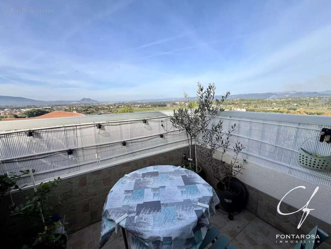 Appartement à FREJUS