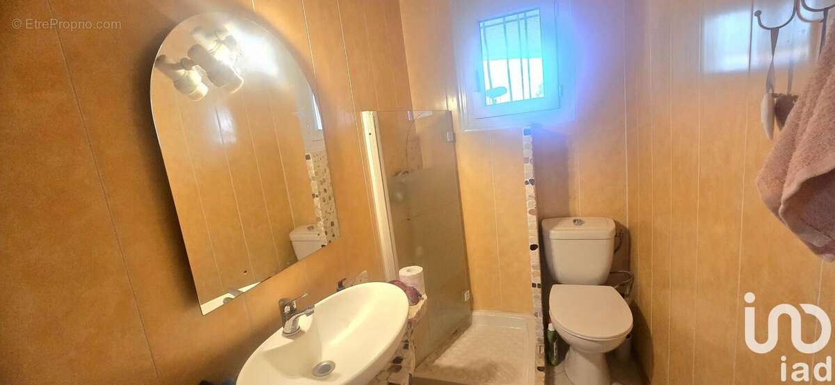 Photo 9 - Maison à MONTBAZIN