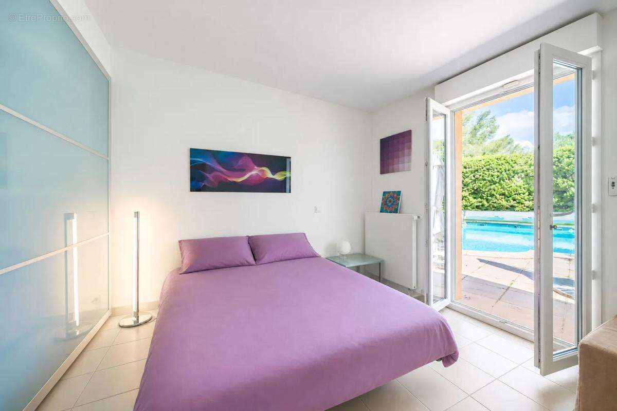 Maison 7 pièces, 161 m² à Saint-Raphaël, Boulouris - photo 7