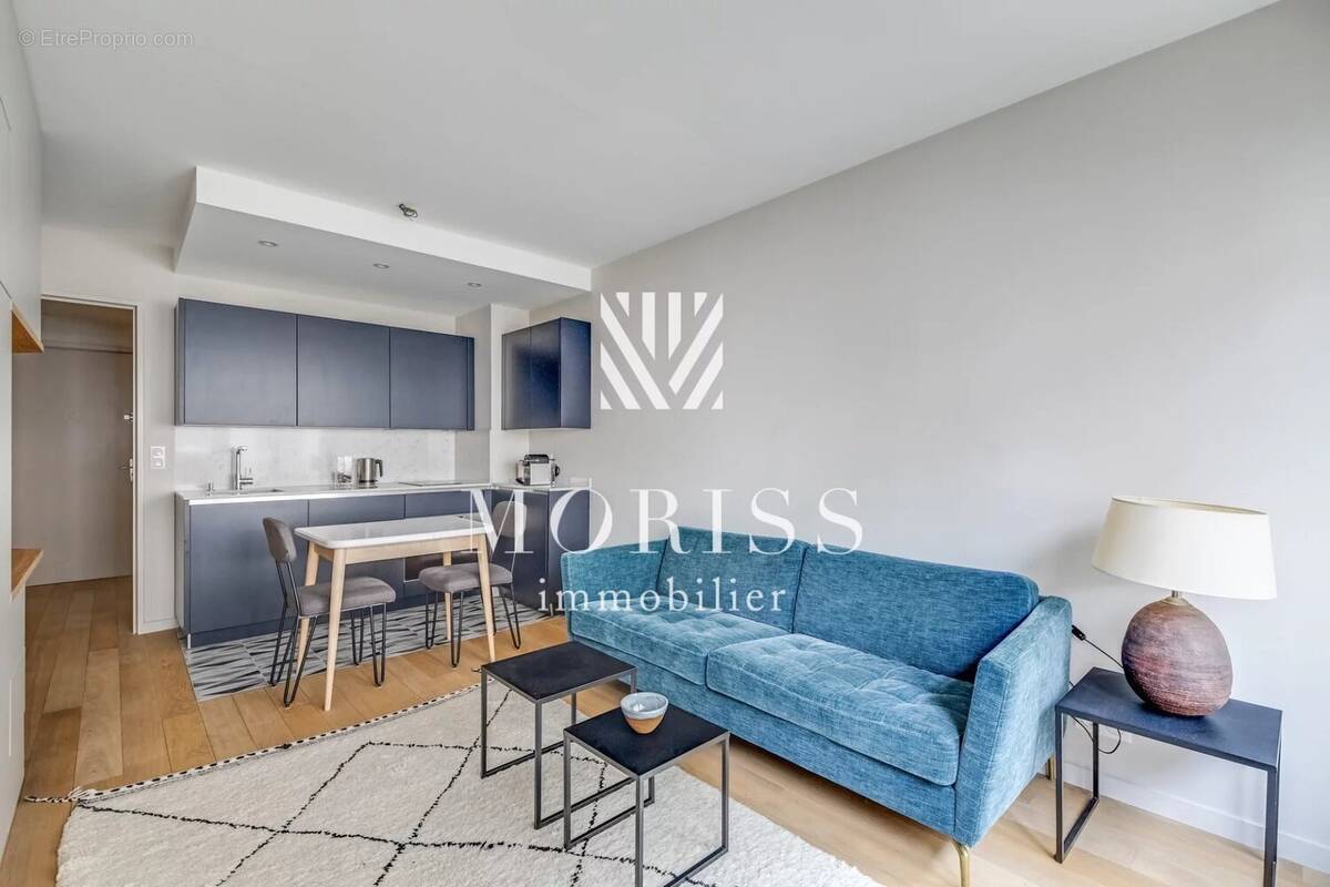 Appartement à PARIS-17E