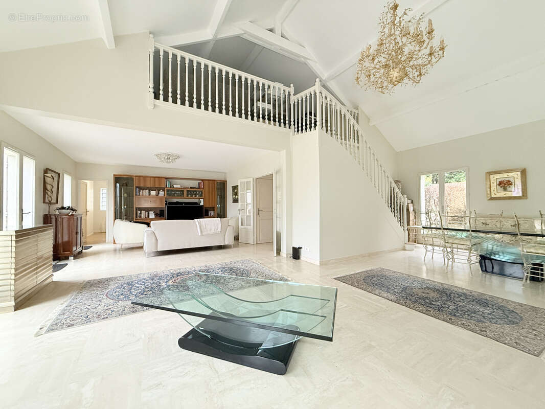 Maison à RUEIL-MALMAISON