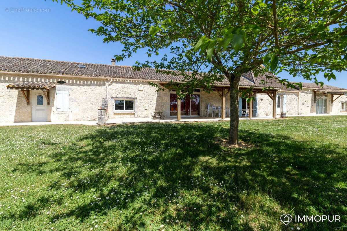 Maison à BOISSE