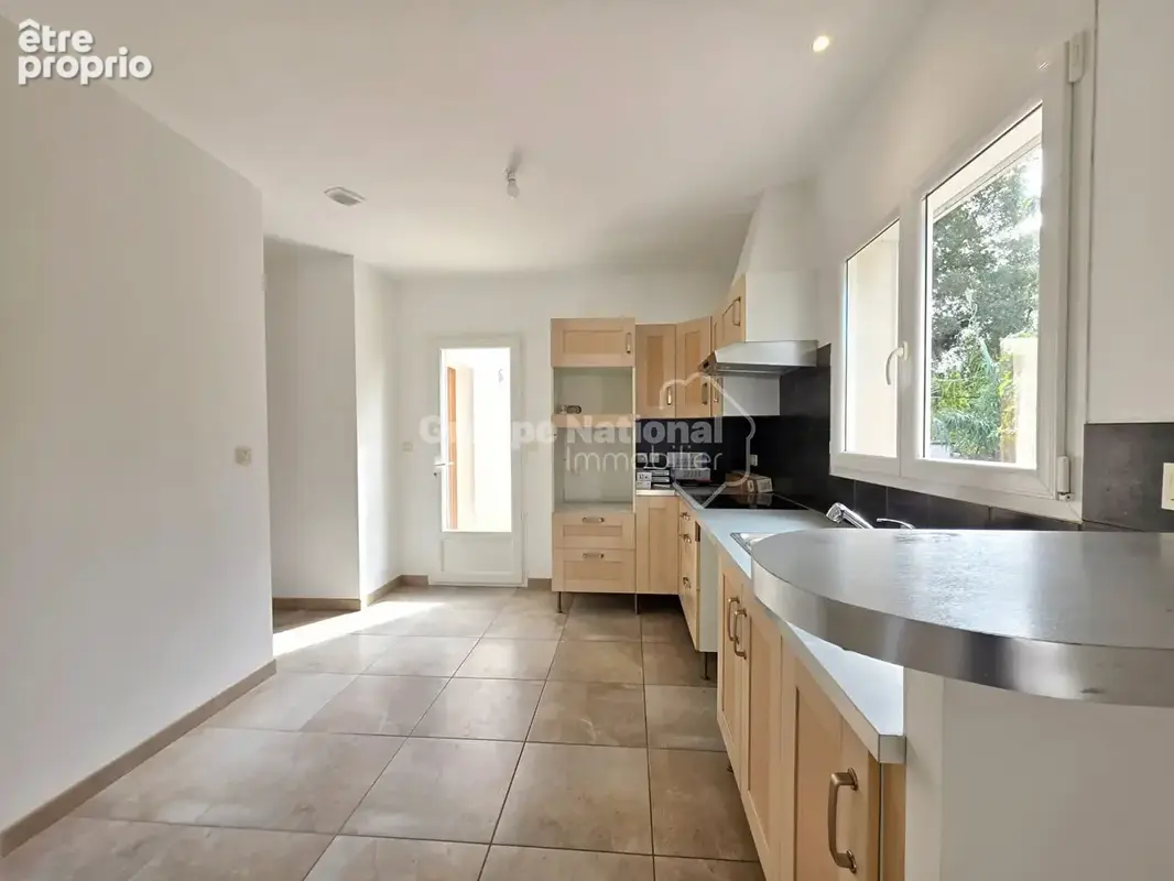 Maison de plain-pied T4 -116 m² -Terrain 3166 m² - Cadre verdoyant et sans vis-à-vis - photo 18
