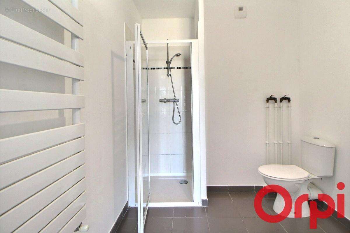 Appartement à MARSEILLE-2E
