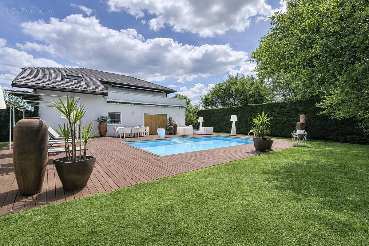 Maison à POISY