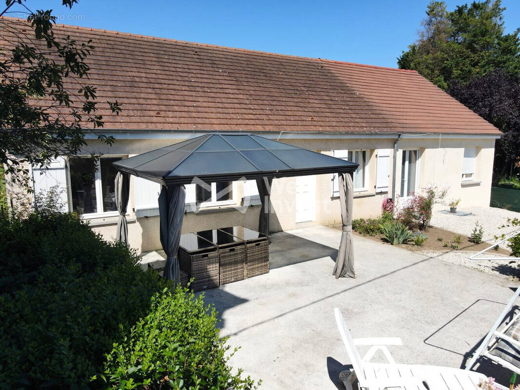 Maison à FERRIERES-EN-GATINAIS