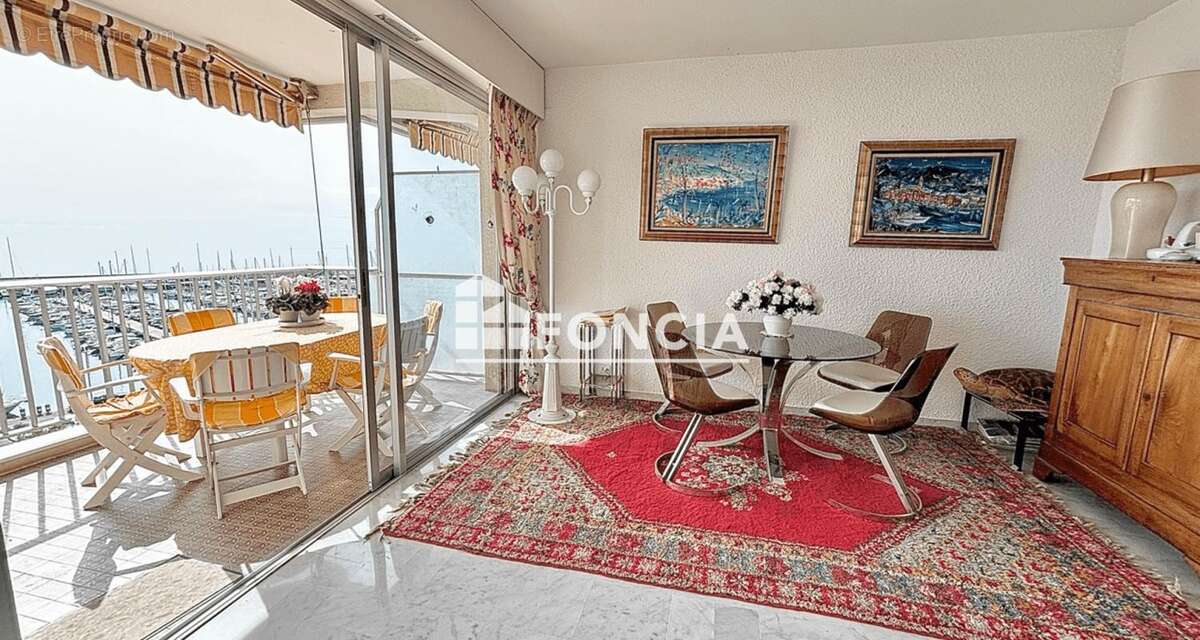 Appartement à MENTON