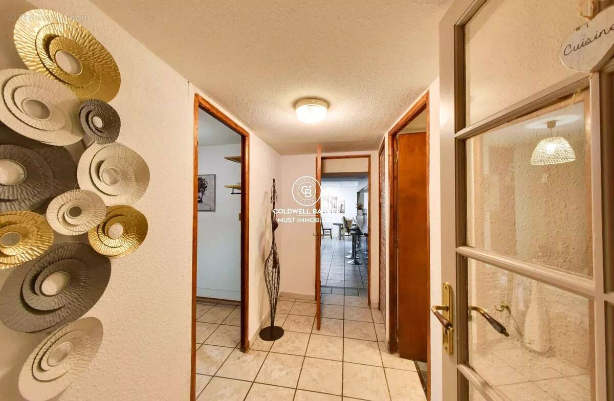 Commerce à TAUTAVEL