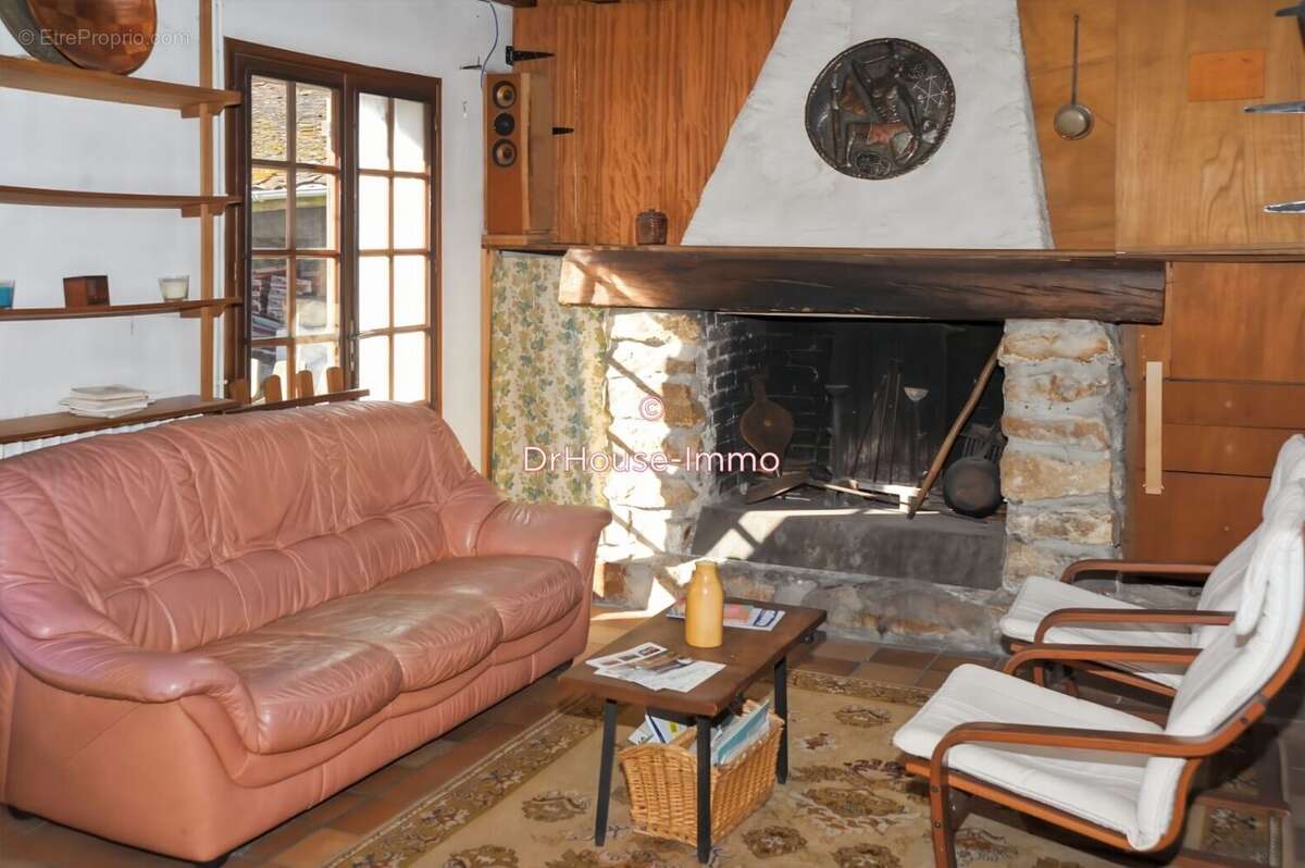 Maison à BUSSY-SAINT-GEORGES